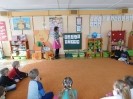 Lekcja hiszpańskiego w grupie 