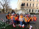 Przedszkolaki oddaja hołd nieznanemu żołnierzowi_10