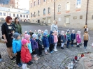 Przedszkolaki oddaja hołd nieznanemu żołnierzowi_8
